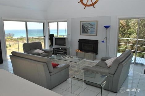 Property photo of 76 Eastbourne Avenue Culburra Beach NSW 2540