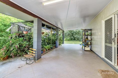 Property photo of 2 Maud Street Flying Fish Point QLD 4860
