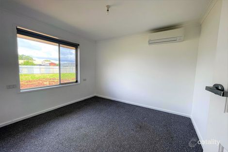 Property photo of 15 Leaver Street Yenda NSW 2681