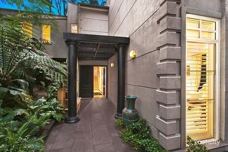 83a Sugarloaf Cres, Castlecrag, NSW 2068