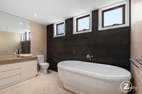 Property photo of 14 Clearwater Close Mount Martha VIC 3934