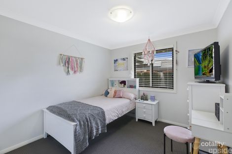 Property photo of 33 Mornington Circuit Gwandalan NSW 2259