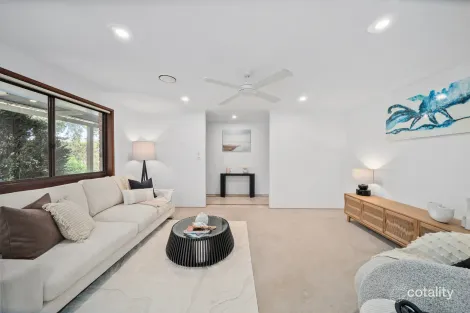 Property photo of 11 Cowdery Place Monash ACT 2904