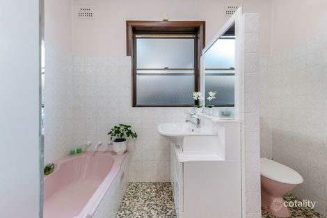 Property photo of 44 Denman Road Georges Hall NSW 2198