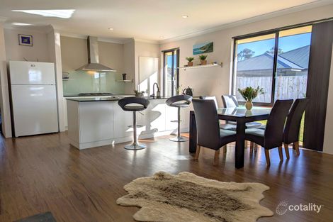 Property photo of 98 Leschenaultia Avenue Margaret River WA 6285