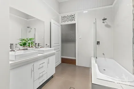 Property photo of 476 Zillmere Road Zillmere QLD 4034