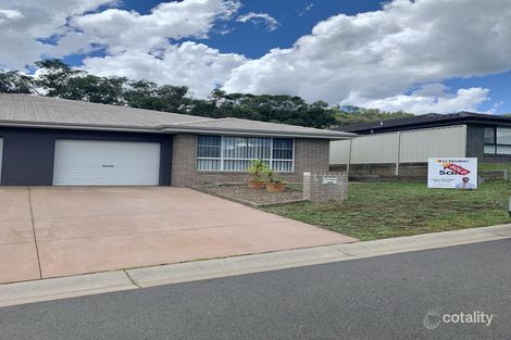2/5 Scarborough Cl, North Tamworth, NSW 2340