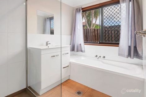 Property photo of 5 Cobram Place Helensvale QLD 4212