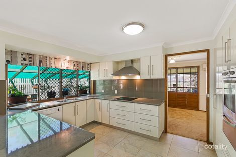 Property photo of 18 Panorama Drive Glenvale QLD 4350