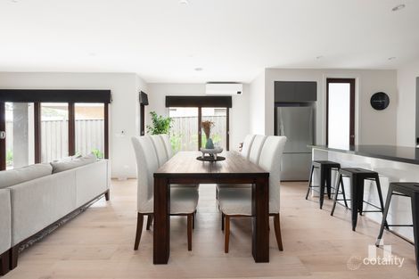 Property photo of 18 Tosca Way Doreen VIC 3754