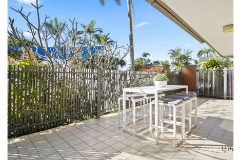 Property photo of 2/828 Pacific Parade Currumbin QLD 4223
