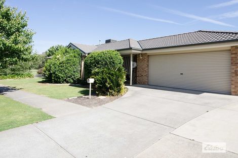 21 Ambrose Cres, West Wodonga, VIC 3690