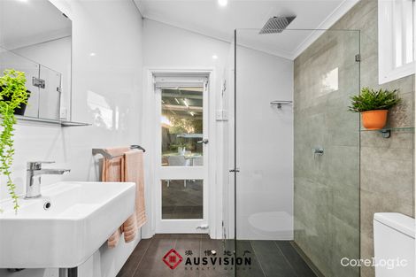 Property photo of 50 Hopkinson Way Wilson WA 6107