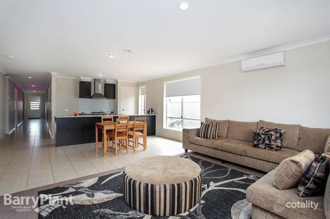 Property photo of 2 Montview Place Brookfield VIC 3338