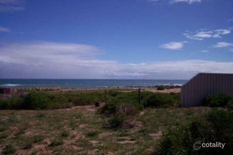 Property photo of 11 Barrett Cove Dongara WA 6525