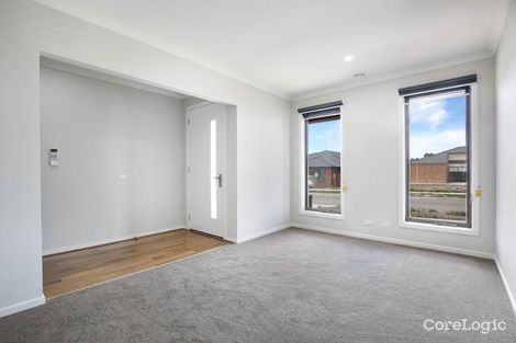 Property photo of 10 Dorcas Road Mickleham VIC 3064