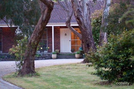 Property photo of 18 Blake Court Mount Eliza VIC 3930