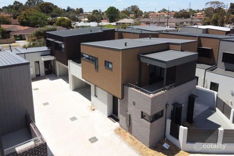 2/16 Anthus Cnr, Waterford, WA 6152