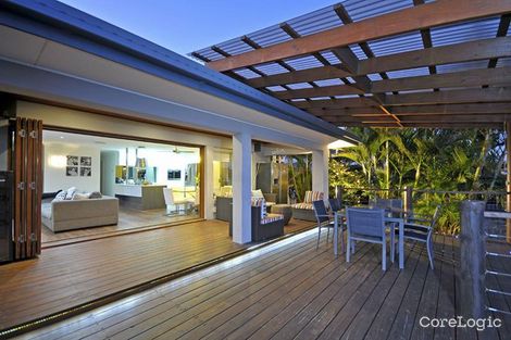 Property photo of 16 Dolphin Court Palm Beach QLD 4221