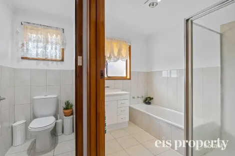 Property photo of 13 Vieste Drive Glenorchy TAS 7010