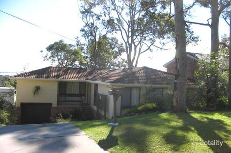 19 Mermaid Dr, Bateau Bay, NSW 2261