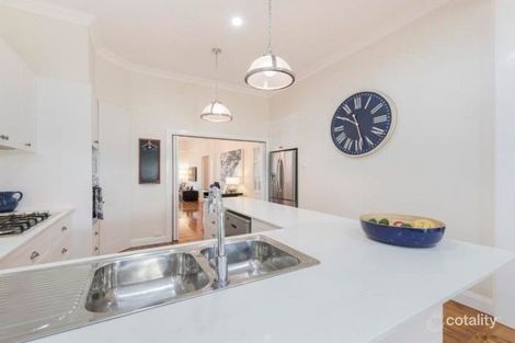 Property photo of 17 King Street Waratah West NSW 2298