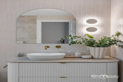 Property photo of 38 Surrey Street Pascoe Vale VIC 3044