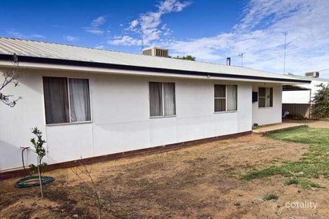 16 Cruickshank Rd, Mukinbudin, WA 6479