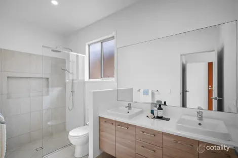 Property photo of 21 Pearl Crescent Caloundra West QLD 4551