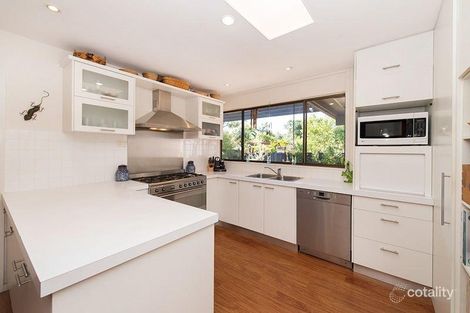 4 Sweetgum St, Bellbowrie, QLD 4070