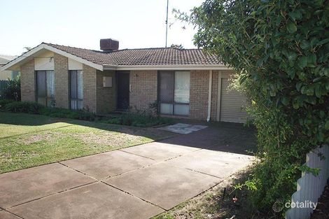 2 Evandale St, Dudley Park, WA 6210