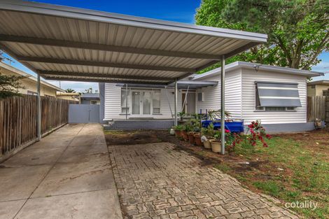 Property photo of 13 Avondale Avenue St Albans VIC 3021