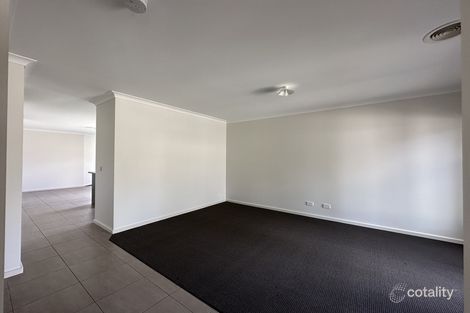 Property photo of 46 Lone Pine Square Bacchus Marsh VIC 3340