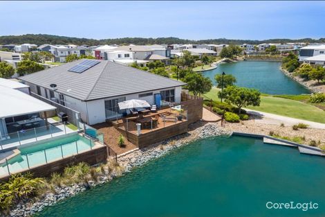 Property photo of 18 Mariner Avenue Hope Island QLD 4212