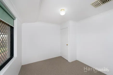 Property photo of 23 Brantwood Approach Hocking WA 6065