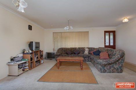 Property photo of 45 Feilman Drive Leda WA 6170