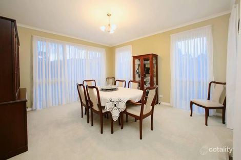 Property photo of 28 Mendora Crescent Wantirna South VIC 3152