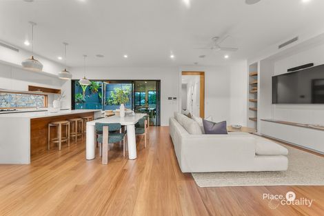 Property photo of 16 Realm Street Auchenflower QLD 4066