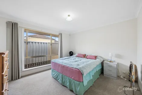 Property photo of 33 Blenny Close Cannington WA 6107