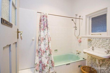 Property photo of 11 Brenthorpe Road Seaton SA 5023