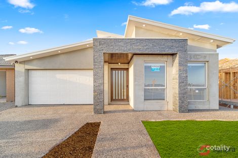 Property photo of 92 Halcyon Road Deanside VIC 3336