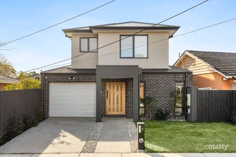 18 Molesworth St, Seaford, VIC 3198