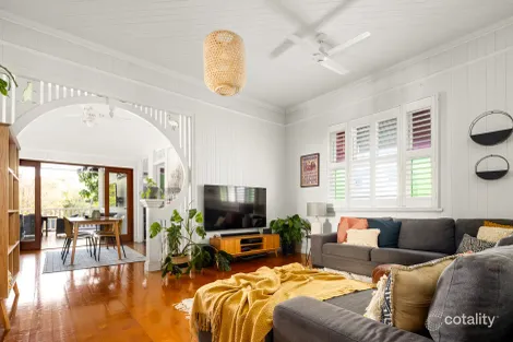 Property photo of 79 Palm Avenue Shorncliffe QLD 4017