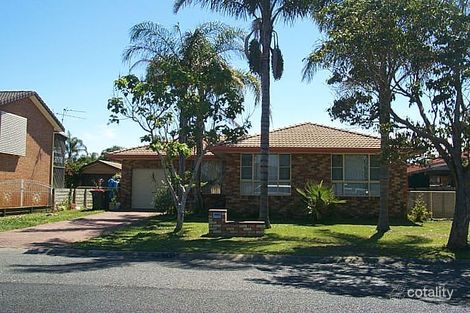 Property photo of 19 Willow Way Yamba NSW 2464