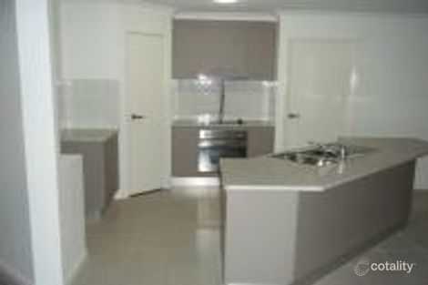 Property photo of 30 Dawson Avenue Thabeban QLD 4670