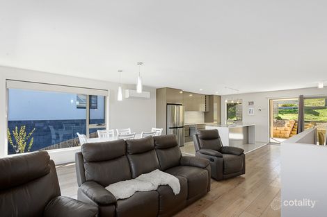 Property photo of 19 Spinnaker Crescent Tranmere TAS 7018