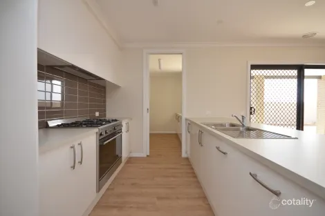 Property photo of 41 Gratwick View Wodonga VIC 3690