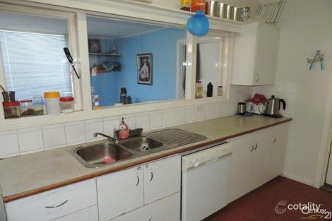 Property photo of 6 Tredale Avenue Mount Richon WA 6112