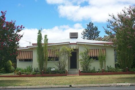 60 Dragon St, Warwick, QLD 4370