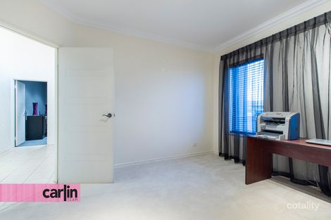 Property photo of 9 Mainsail Terrace Yangebup WA 6164